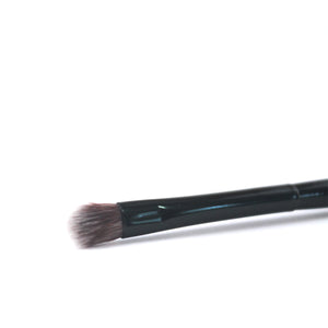 Small Fluff Brush | Kinetics Cosmetics