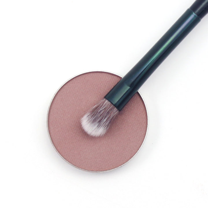 Small Eyeshadow Fluff Brush