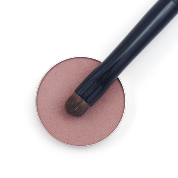 Detail Small Oval Eyeshadow Brush